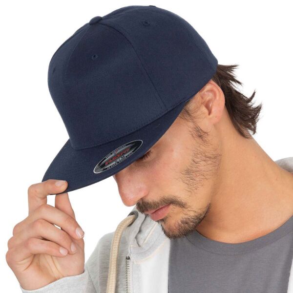 Basic Flexfit Lippis suoralla lipalla Thumbnail